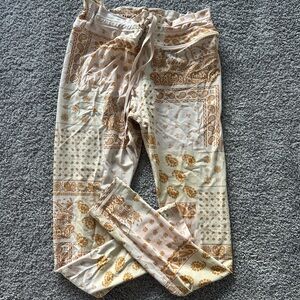 The Upside Floral Print Pants in Cream and Gold